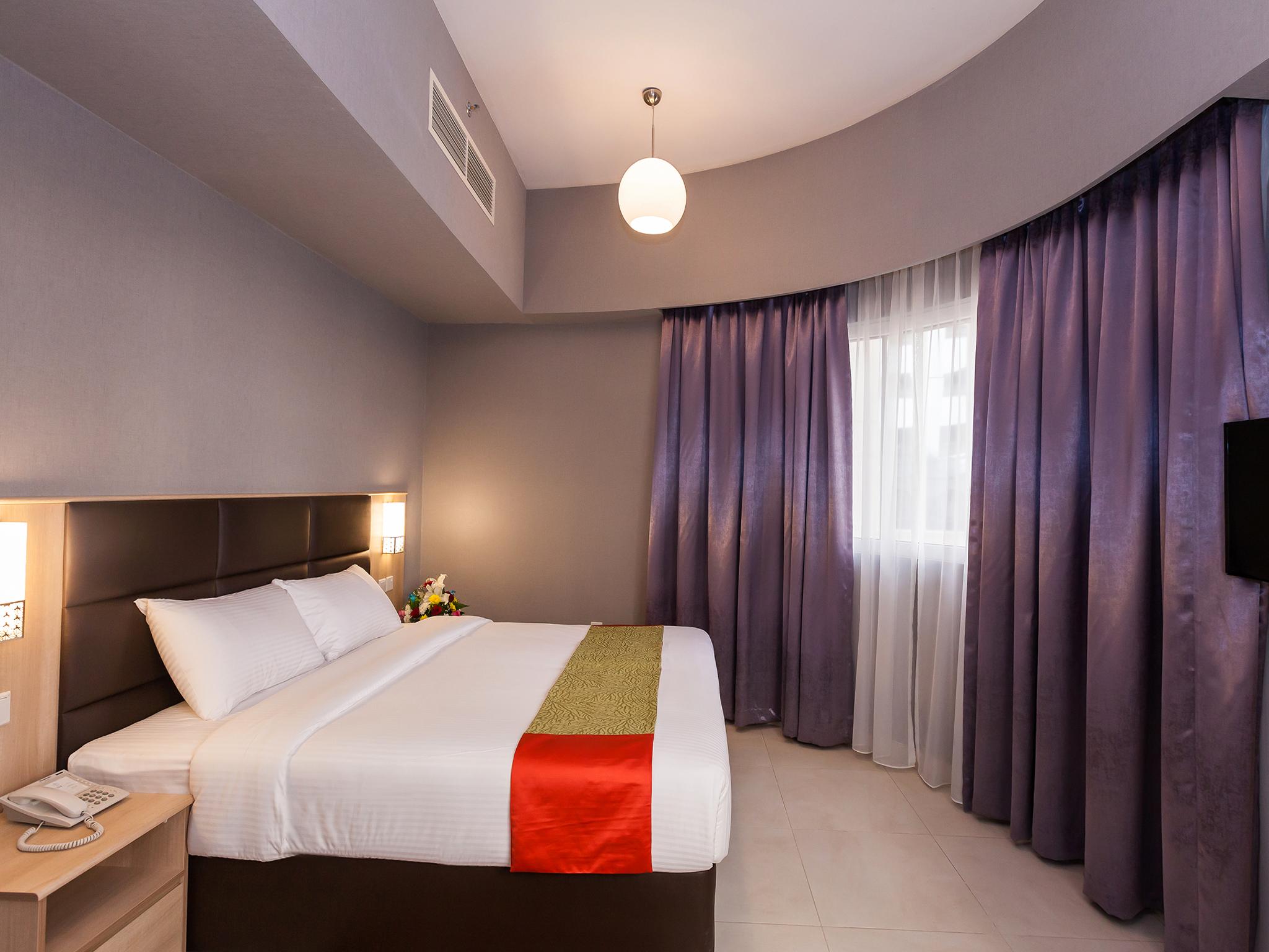 Florida Square Hotel Dubai Dış mekan fotoğraf