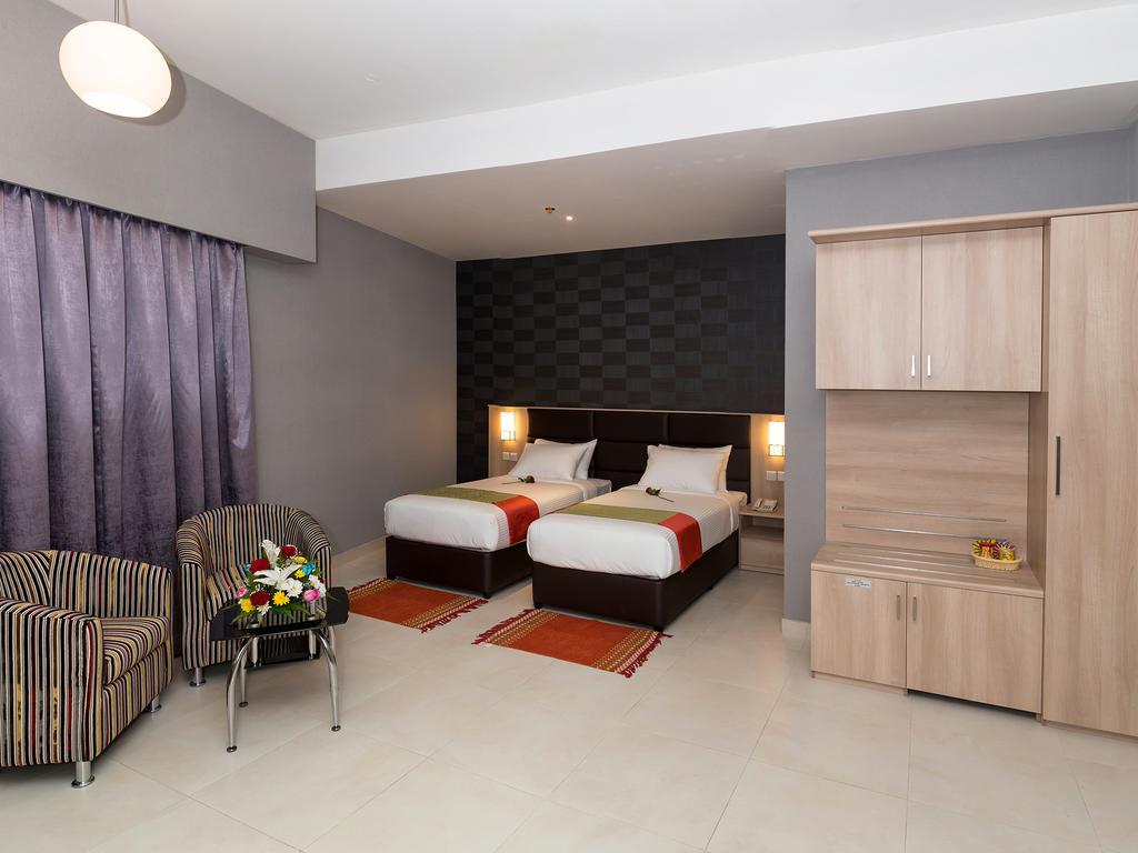 Florida Square Hotel Dubai Oda fotoğraf