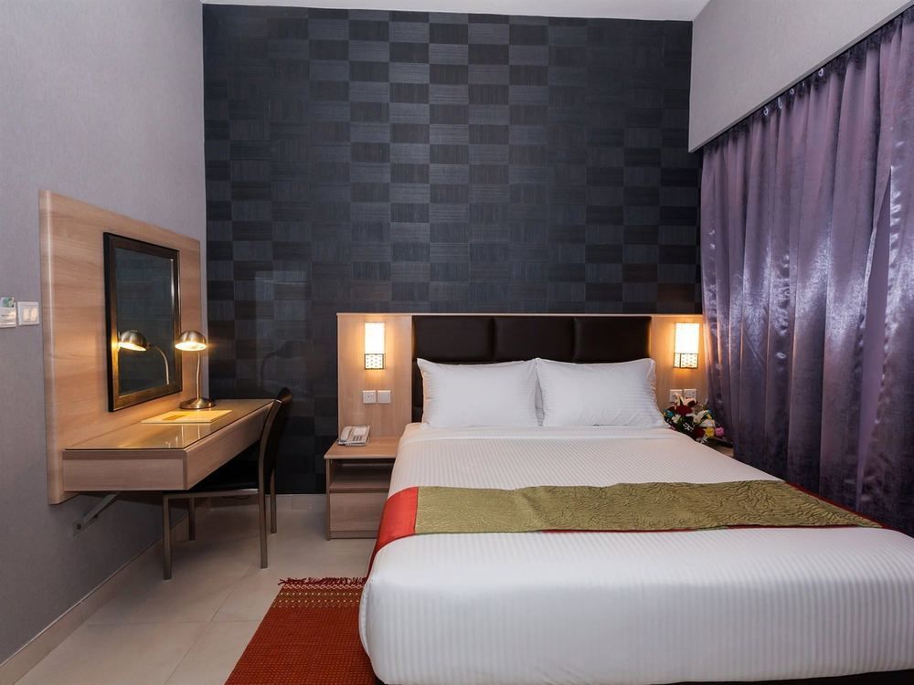 Florida Square Hotel Dubai Dış mekan fotoğraf
